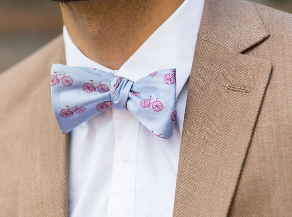 Fixie bike hipster cyclist bow tie