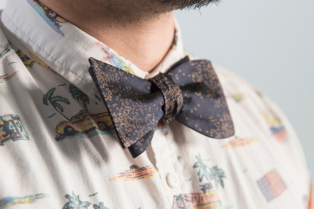 Champagne Bubbles - OoOtie Bowties - One-of-a-Kind Creative Bow Ties 